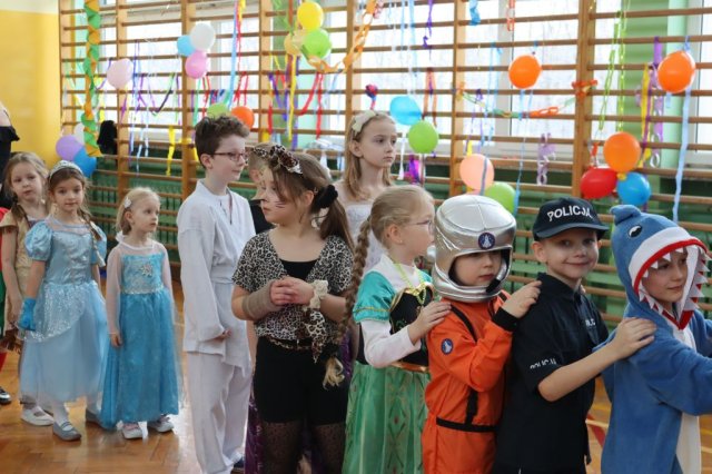 b_1024_768_0_00_images_2023_2024_WYDARZENIA_Choinka_418308762_840203007907649_6200435094133782495_n